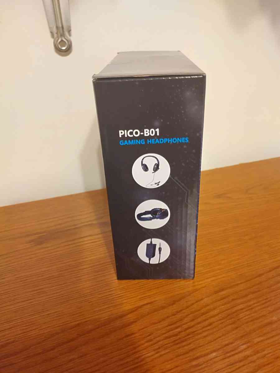 gaming headphones - Akron, Colorado - FleaMarketBay