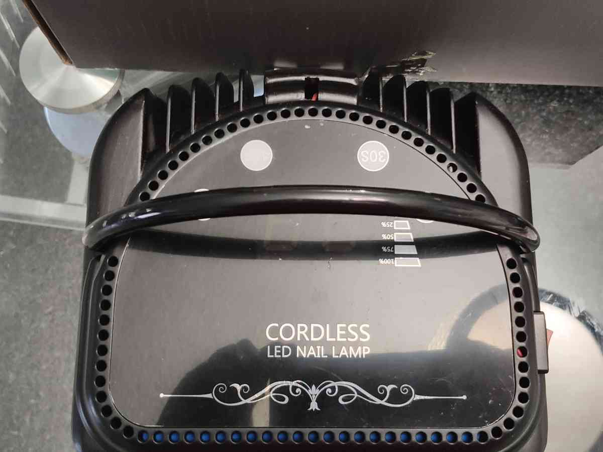 Cordless Led Nail Lamp 64W Pickup by buyer or delivery to an - Fort Lauderdale, Florida - FleaMarketBay