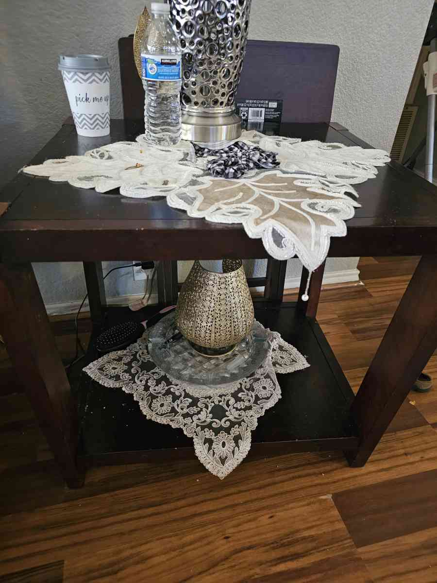 living room table - Arlington, Texas