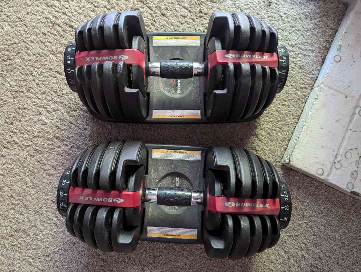 set of Bowflex dumbbells - Sacramento, California