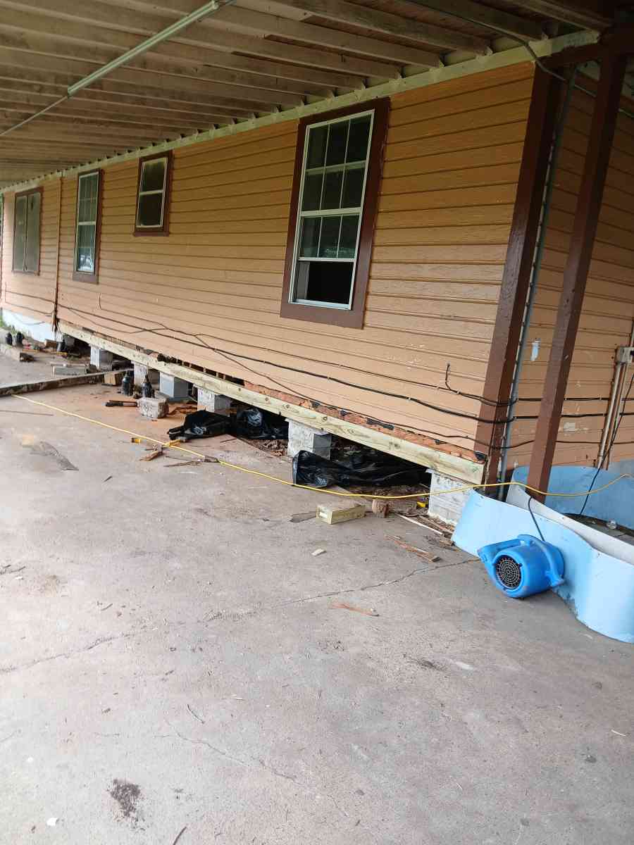 pilares nuevoy pvc - Houston, Texas - FleaMarketBay