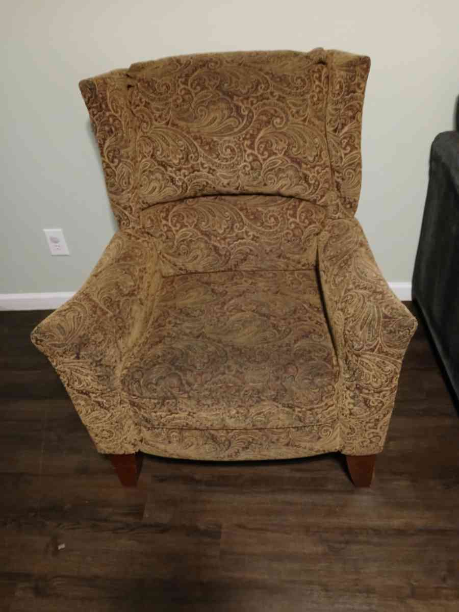 reclining  chair - Hamilton, Ohio
