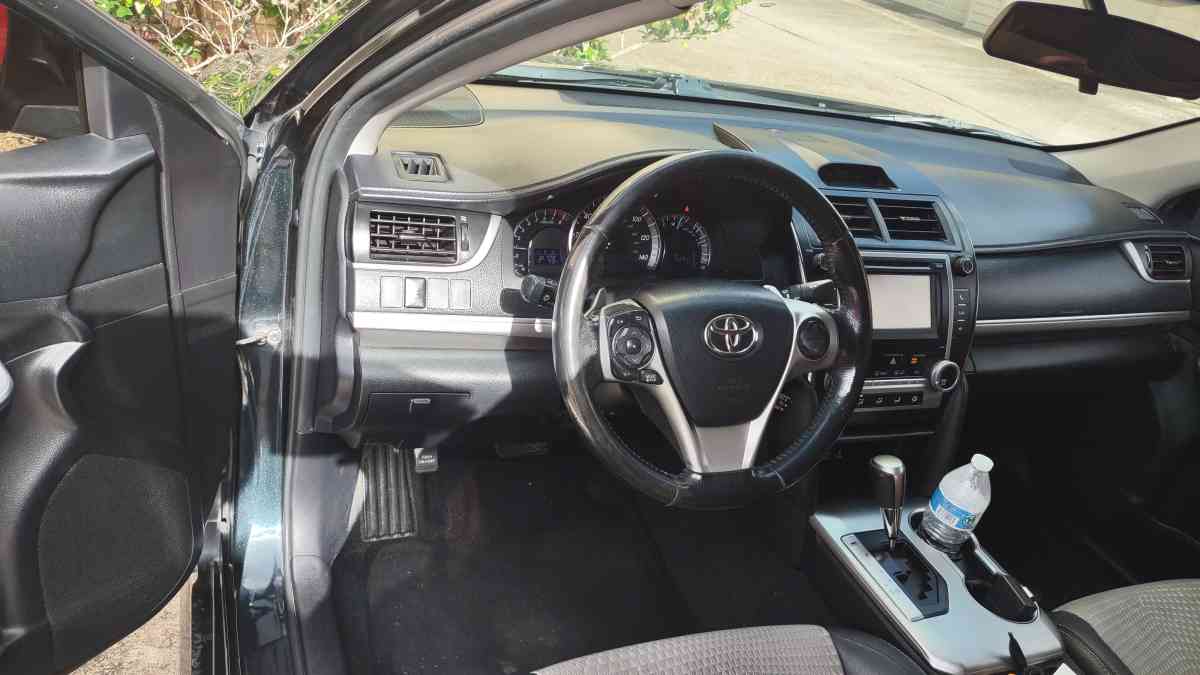 2013 Toyota Camry - Houston, Texas - FleaMarketBay