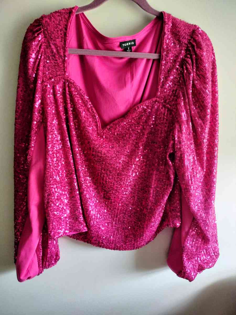 Torrid bling blouse - Topeka, Kansas - FleaMarketBay