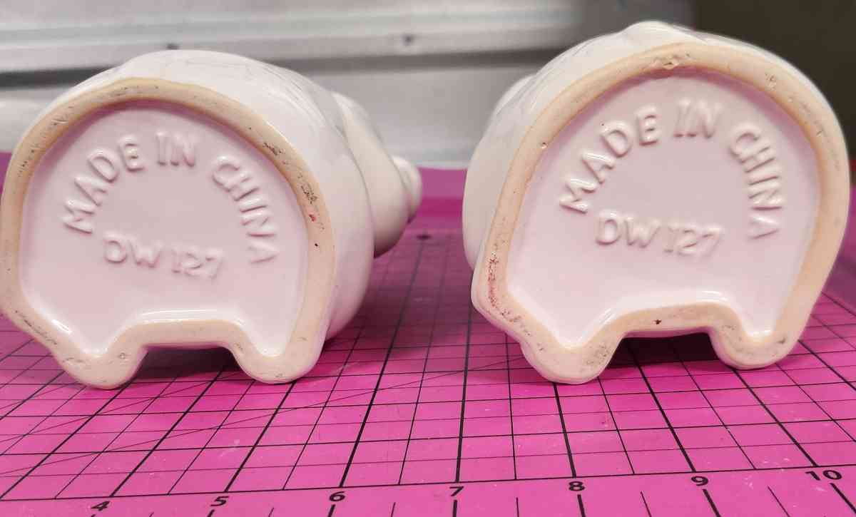 Two 14oz White Ceramic Japanese Maneki Neko Mugs - Kenner, Louisiana - FleaMarketBay