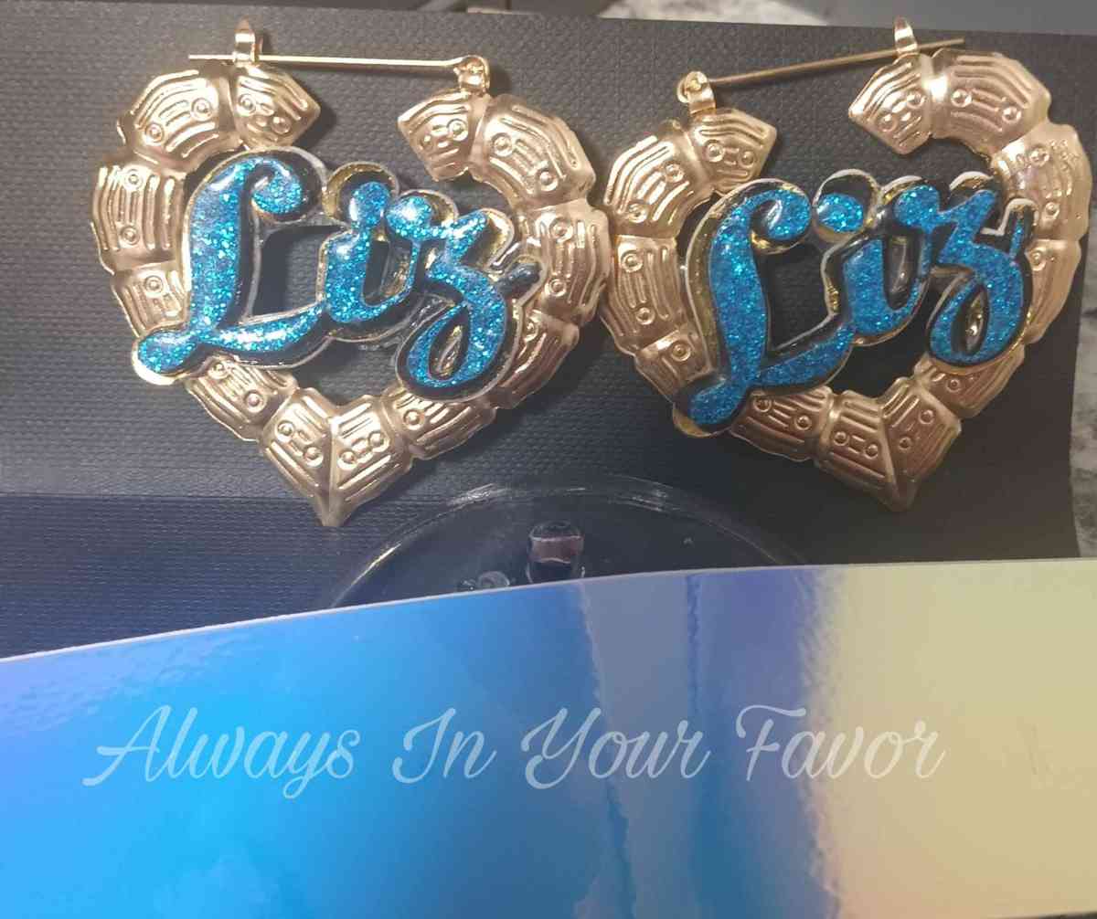 Personalized Costume Earrings - Orlando, Florida - FleaMarketBay