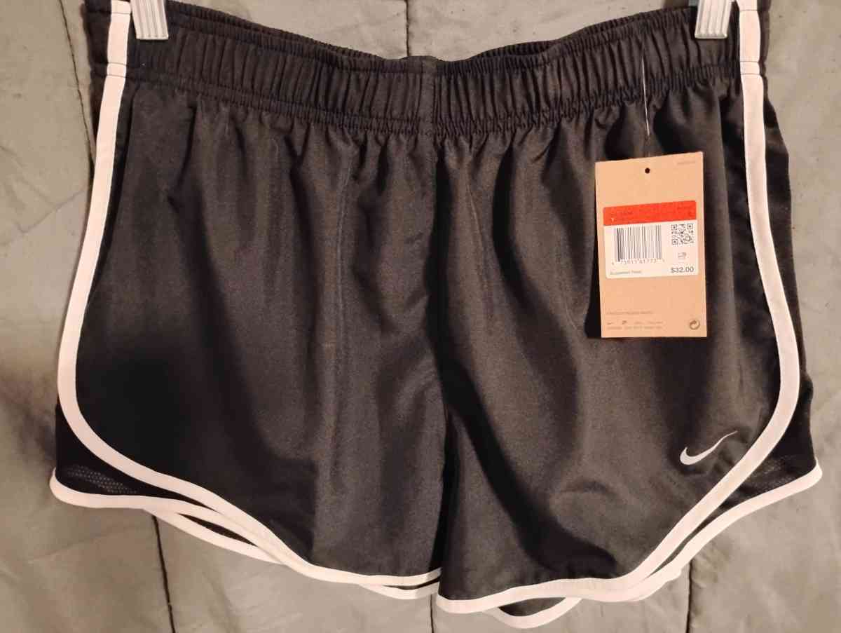 2 PAIRS WOMENS NIKE DRI FIT RUNNING SHORTS - South Bend, Indiana