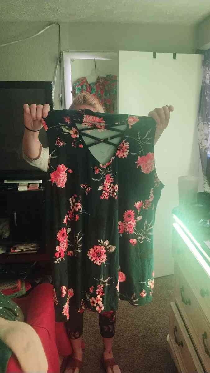 womans fashion XXL to 5xl part 3 - Jacksonville, Florida - FleaMarketBay