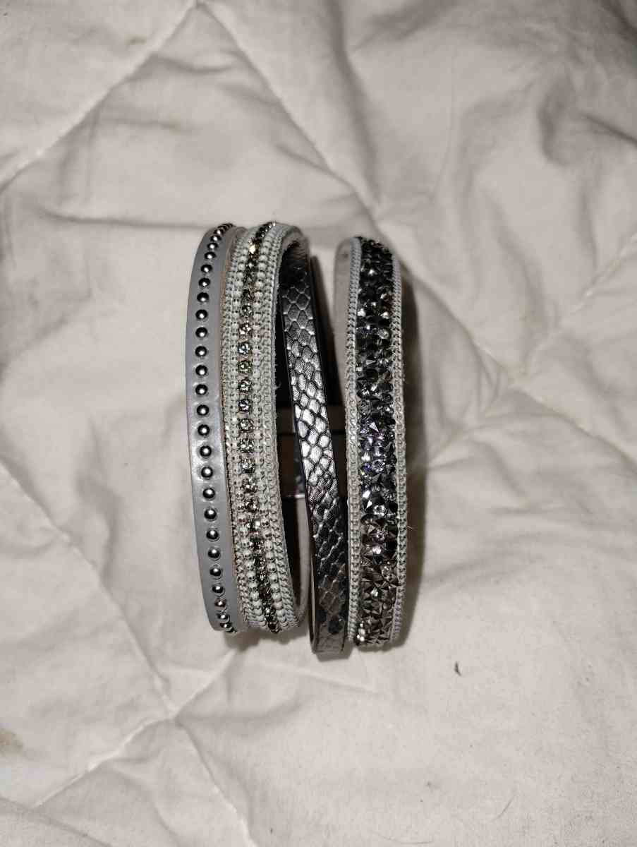 Leather wrap around bracelet with mini diamonds - Kansas City, Missouri - FleaMarketBay