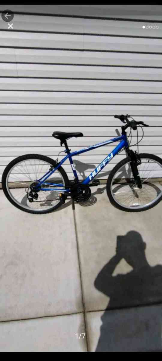 new mens 2024 18 speed mountain bike huffy XL