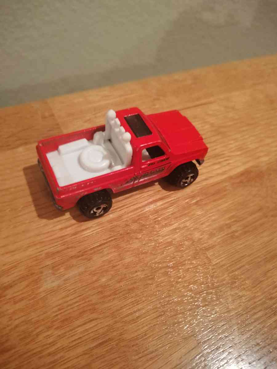Hotwheels Cars and Trucks - Amarillo, Texas - FleaMarketBay