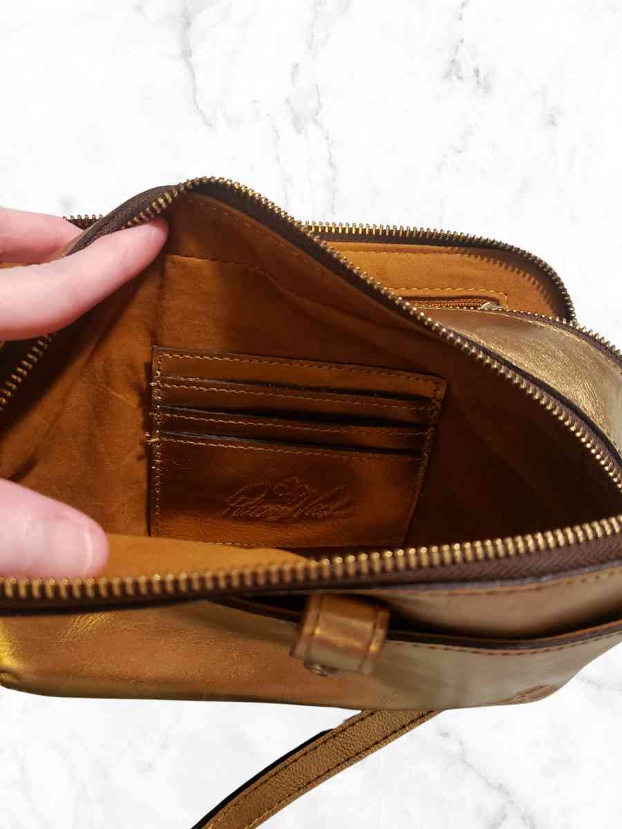 Patricia Nash Alessa Leather Crossbody Bag - Newberry, Florida - FleaMarketBay