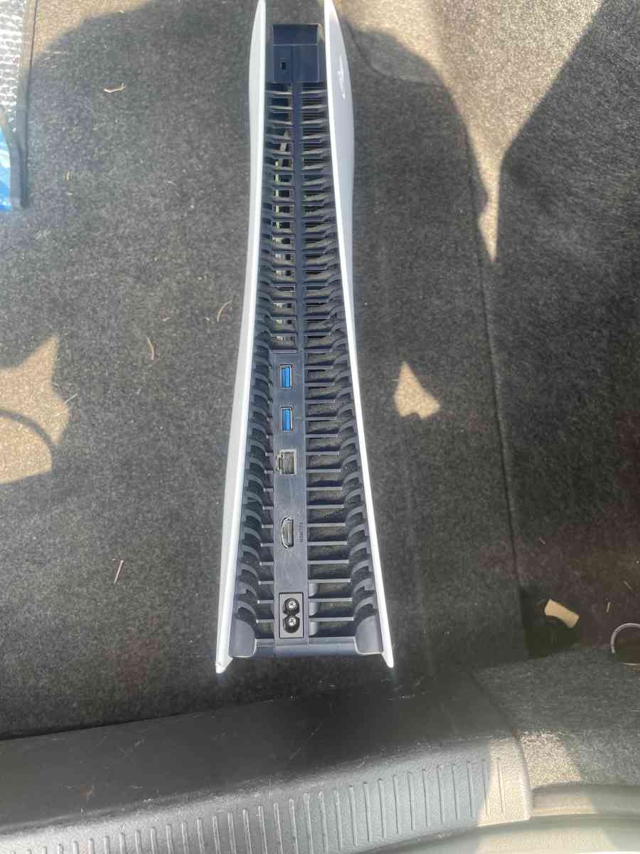 PlayStation 5 - Port Richey, Florida - FleaMarketBay