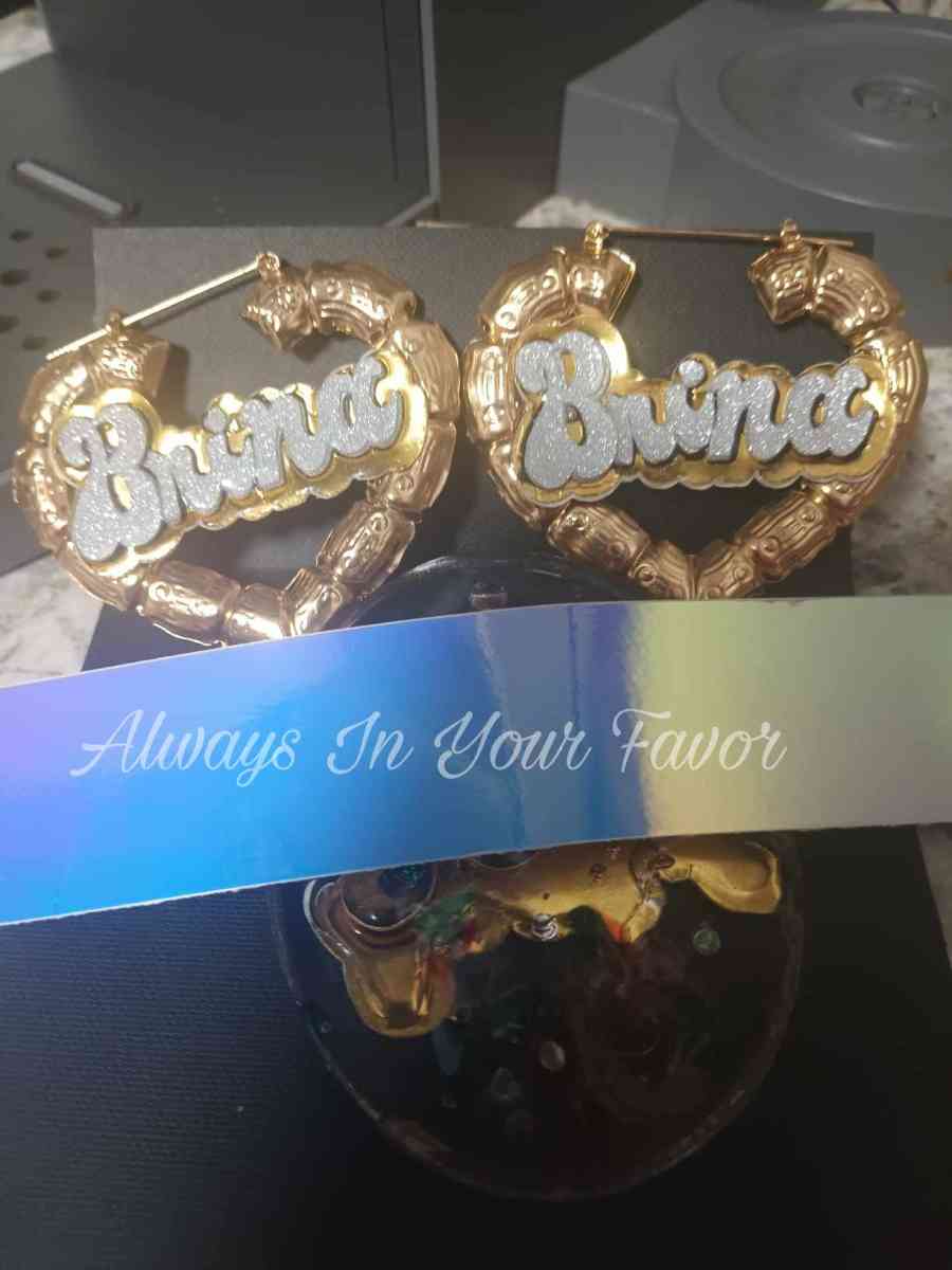 Personalized Costume Earrings - Orlando, Florida - FleaMarketBay