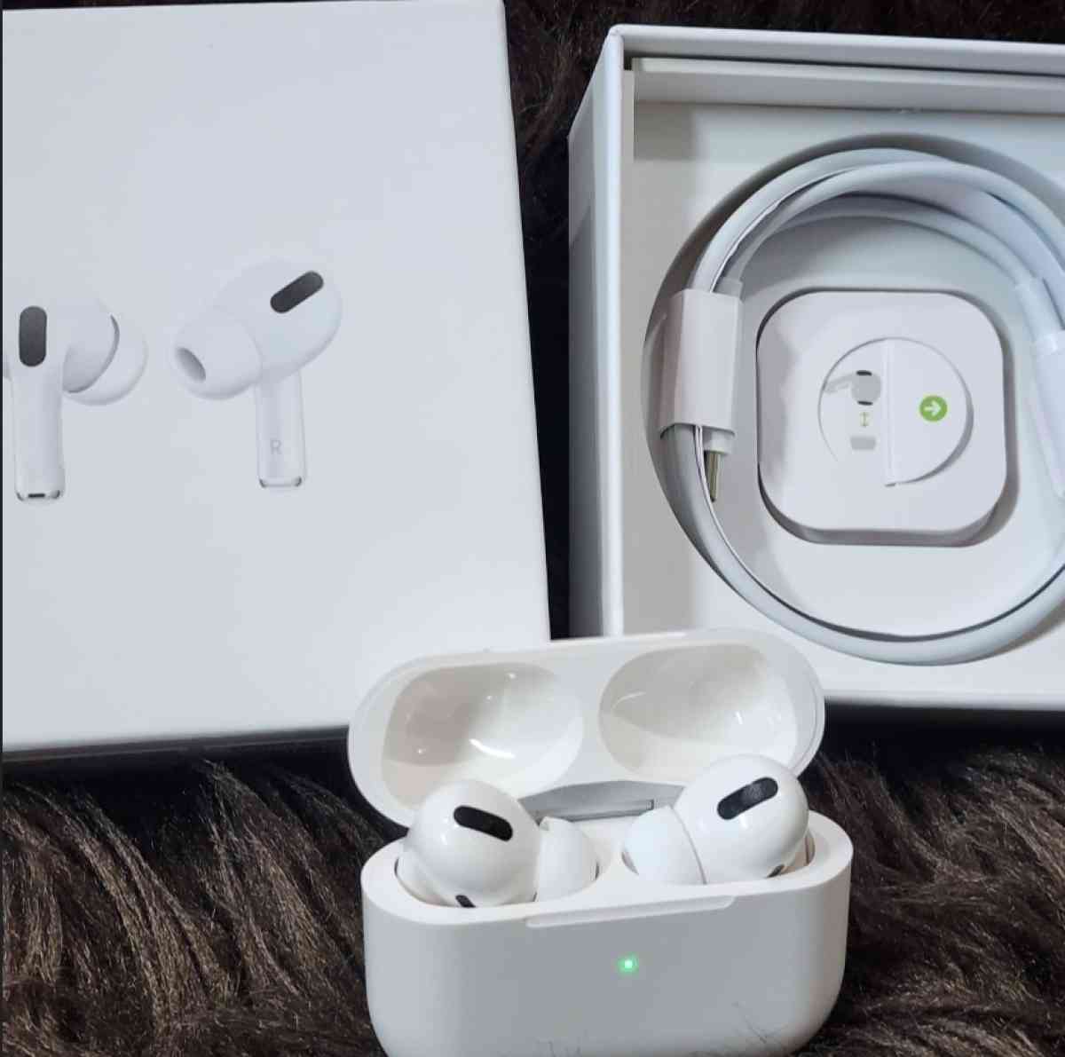 APPLE Airpod Pros 2nd generation - Houma, Louisiana