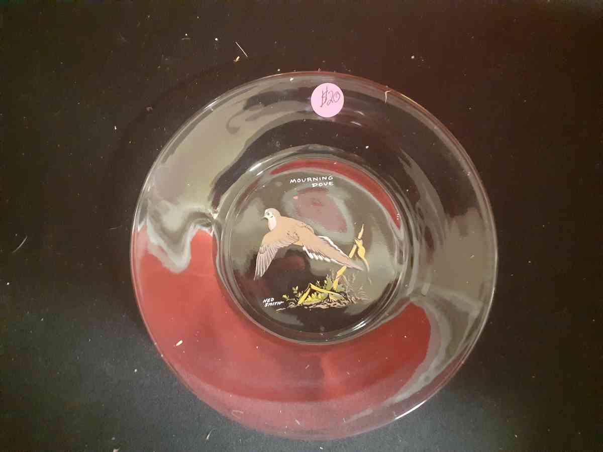 Collectible Plates - Fredonia, Pennsylvania - FleaMarketBay