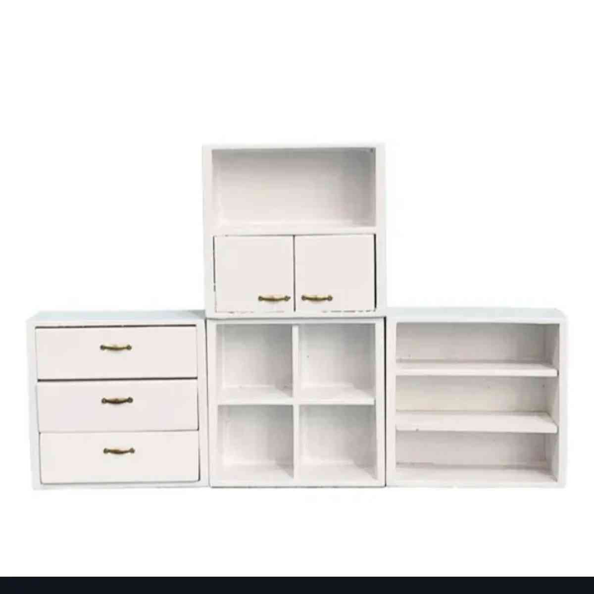 WOODEN SHELVES - Alliance, Ohio - FleaMarketBay