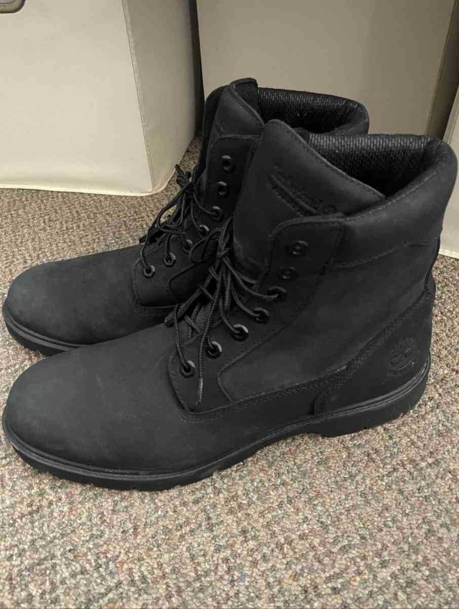 Mens Timbs size 13 JOLIET PICKUP - Joliet, Illinois - FleaMarketBay