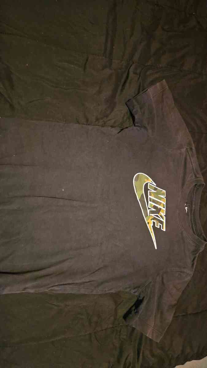 Nike Mens Black Shirt - Somerdale, New Jersey