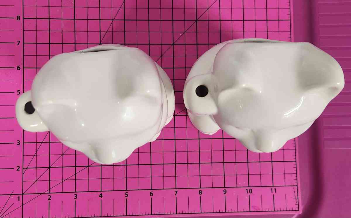 Two 14oz White Ceramic Japanese Maneki Neko Mugs - Kenner, Louisiana - FleaMarketBay