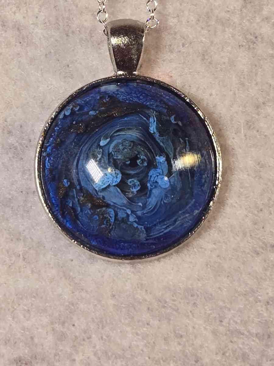 blue moon necklace - Alicia, Arkansas - FleaMarketBay