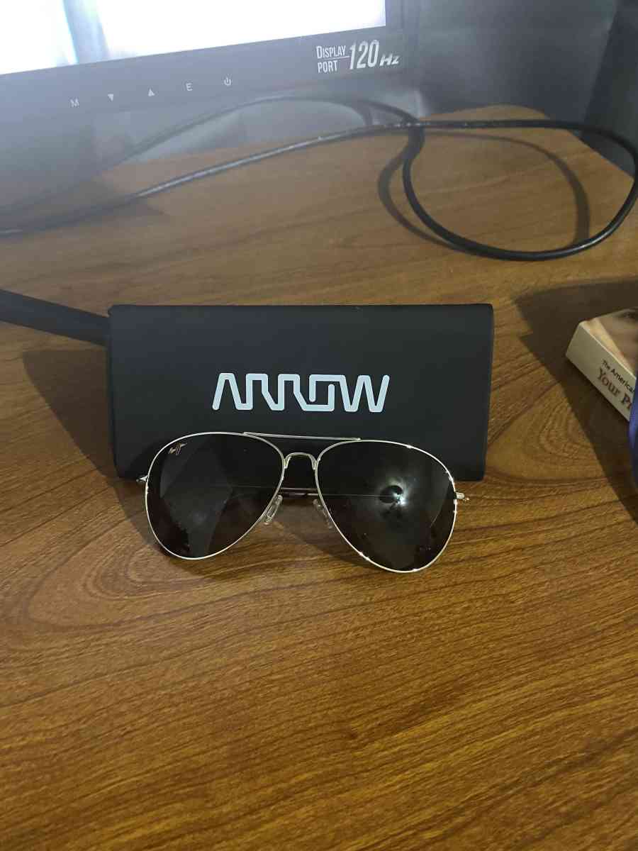 sun glasses - Zebulon, North Carolina