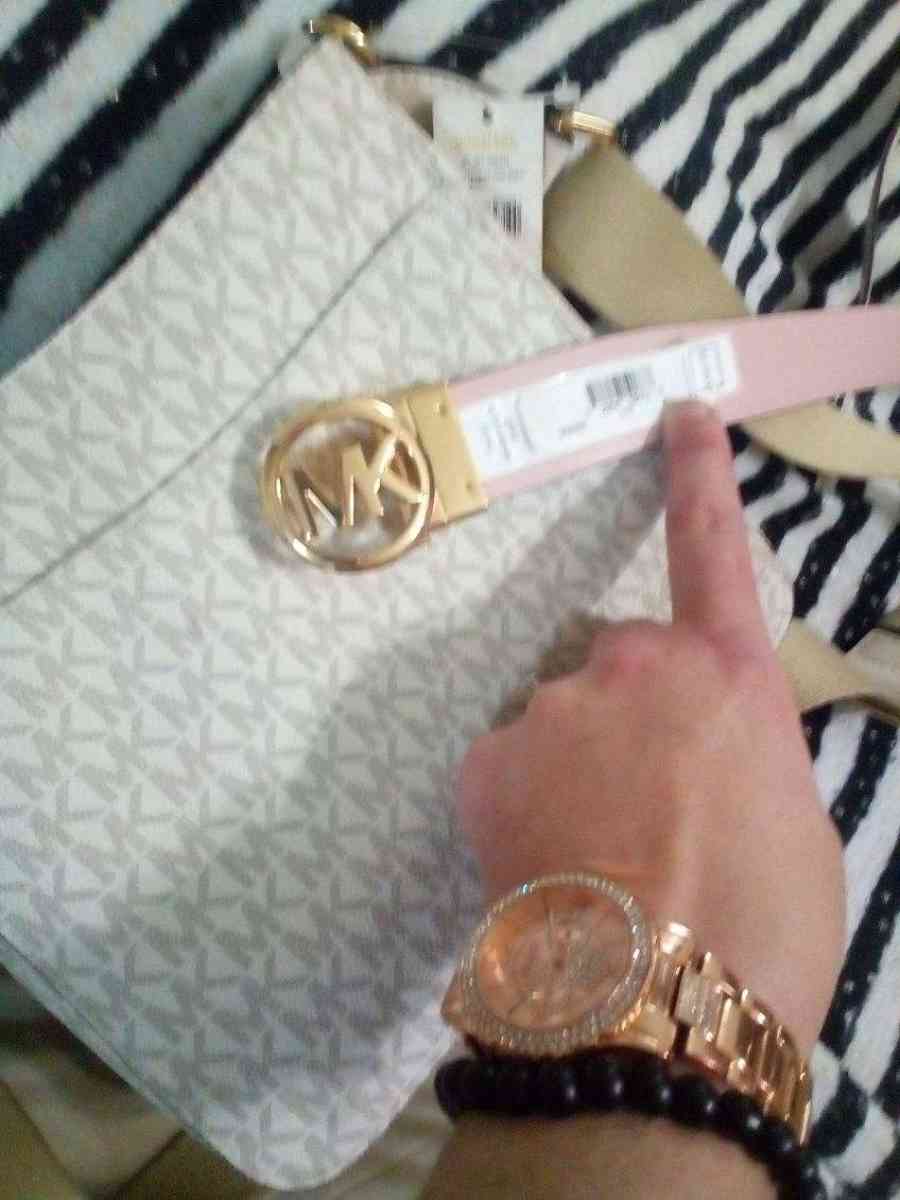Michael Kors - Dallas, North Carolina - FleaMarketBay