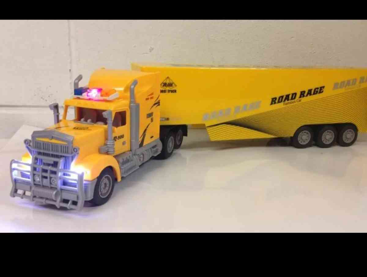 RC Kenworth Trucks - Menifee, California - FleaMarketBay