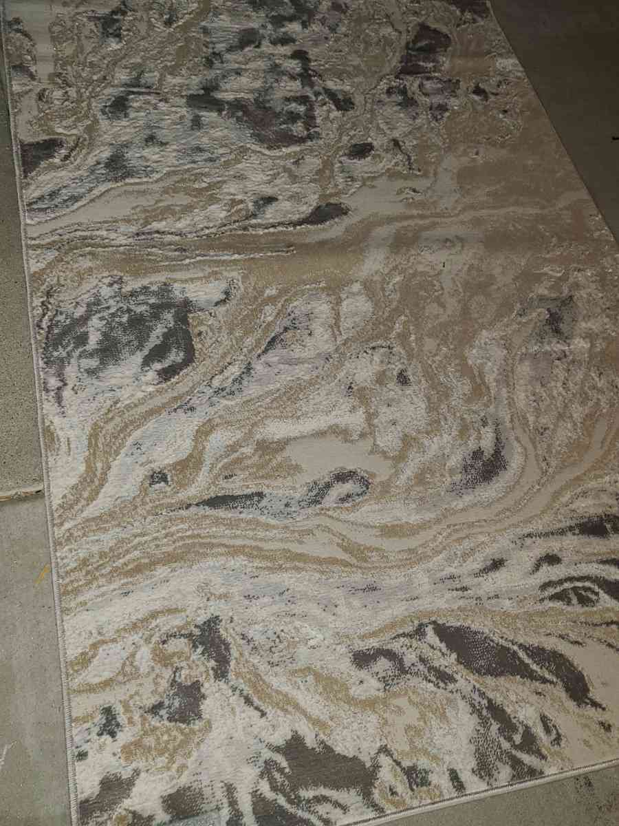 4ftx6ft accent rug - Peoria, Arizona