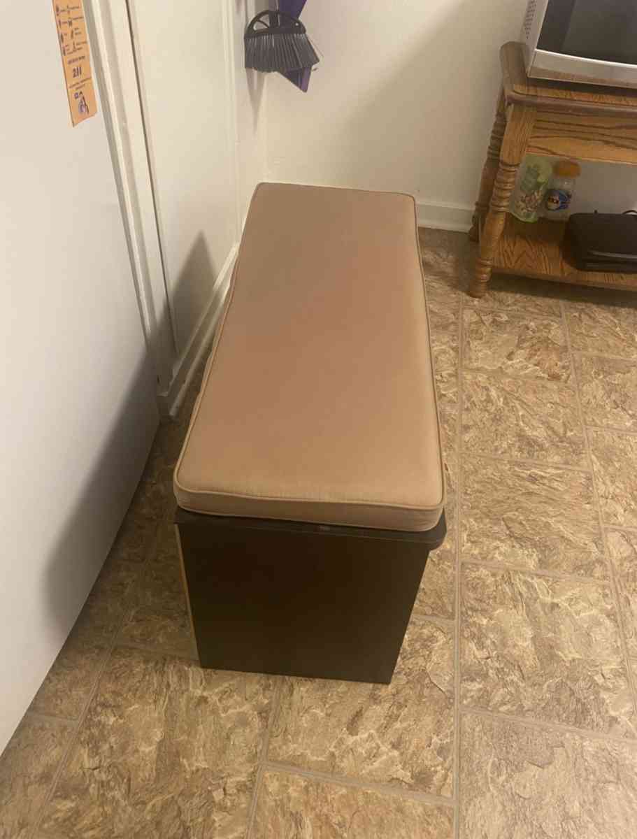 Patio Ottoman JOLIET - Joliet, Illinois - FleaMarketBay