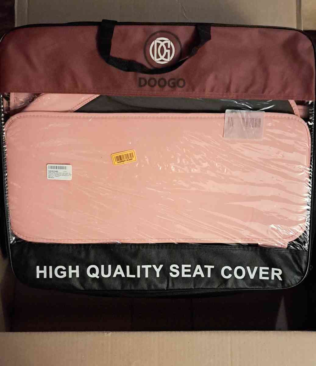 NWT BRAND NEW STILL IN ORIGINAL PACKAGING Doogo Seatcovers - Vidor, Texas - FleaMarketBay