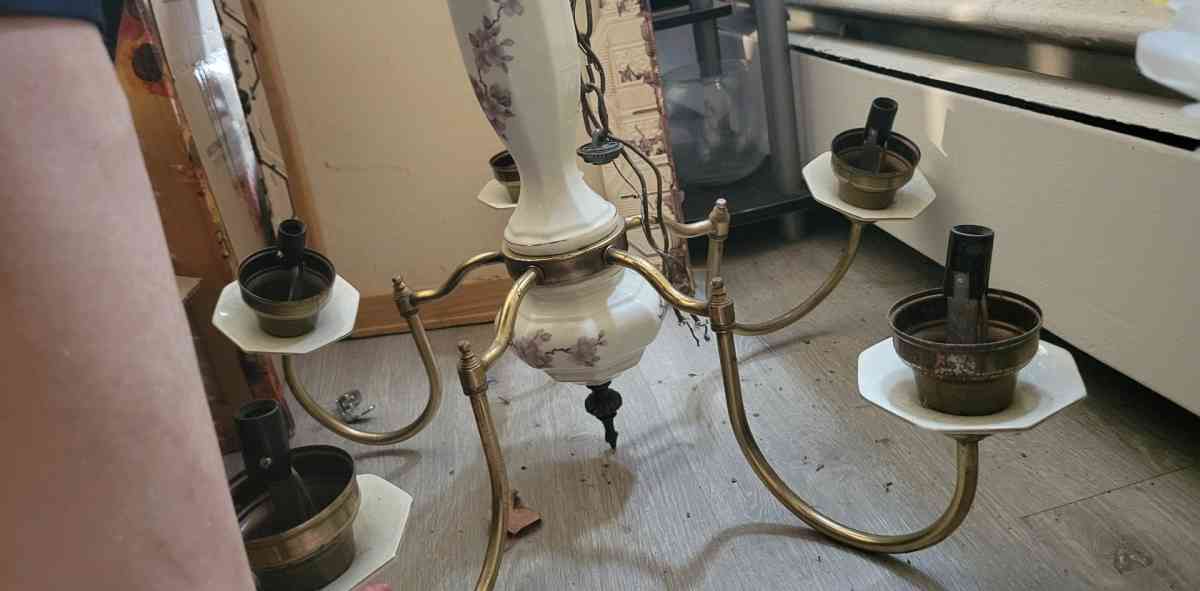 antique porcelian and brass flower chandelior - Cleveland, Ohio - FleaMarketBay