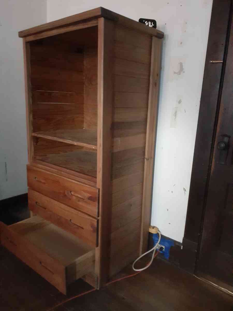bedroom dressers with entertainment center - Newport, Tennessee - FleaMarketBay