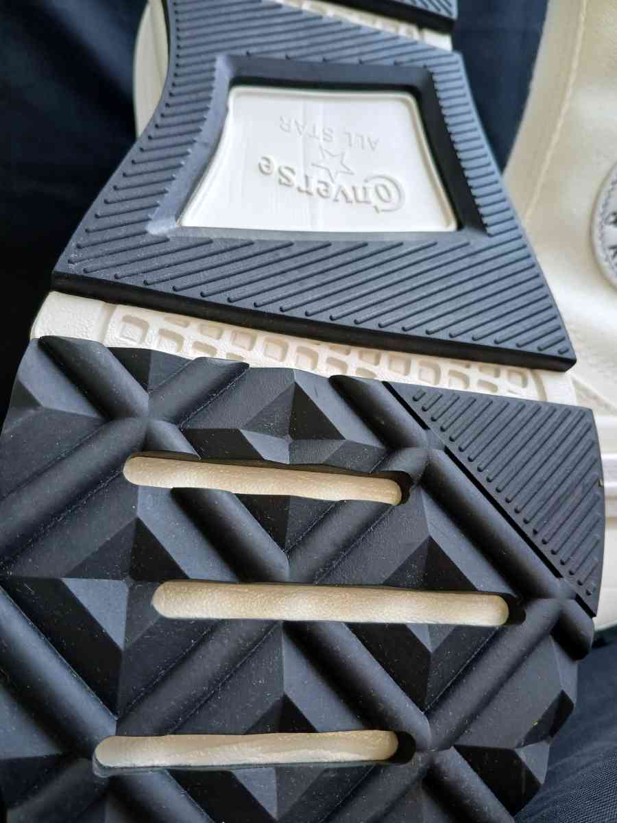 NEW Converse Unisex Run Star Legacy Hi Shoes Black White A00 - Kingston, Pennsylvania - FleaMarketBay