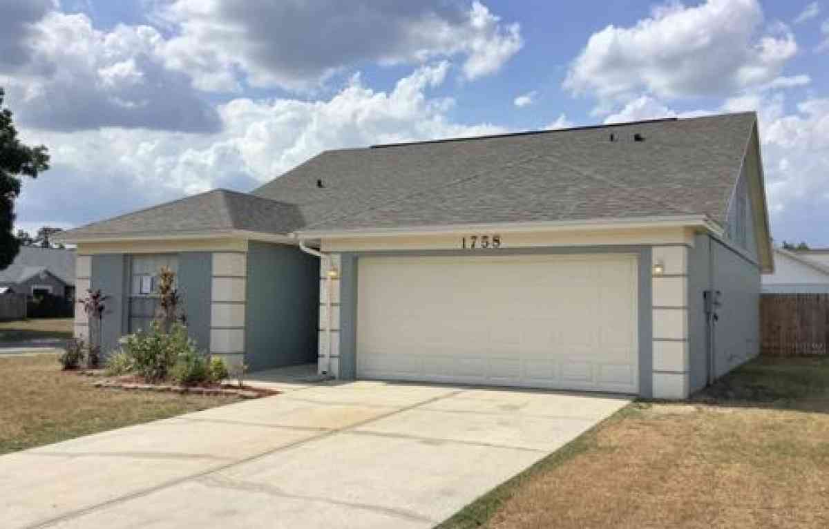 House for Rent - Brandon, Florida - FleaMarketBay