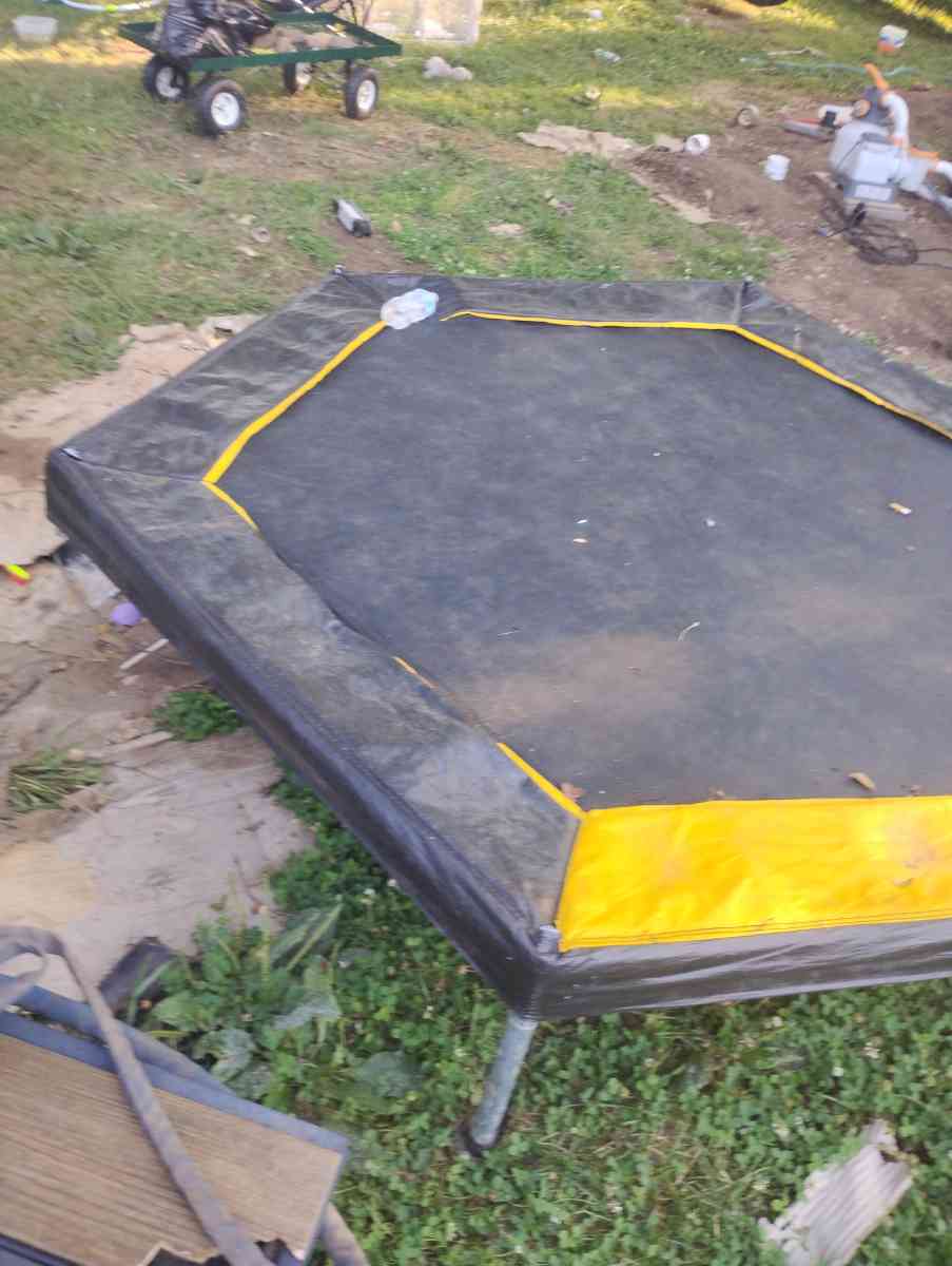 small kids trampoline - Springfield, Missouri