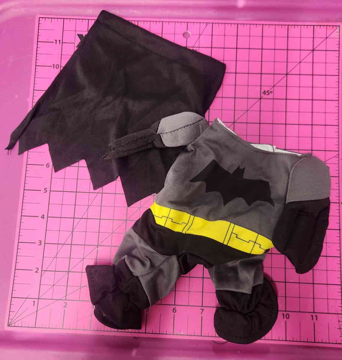 Dog Batman Costume Size S Never Worn