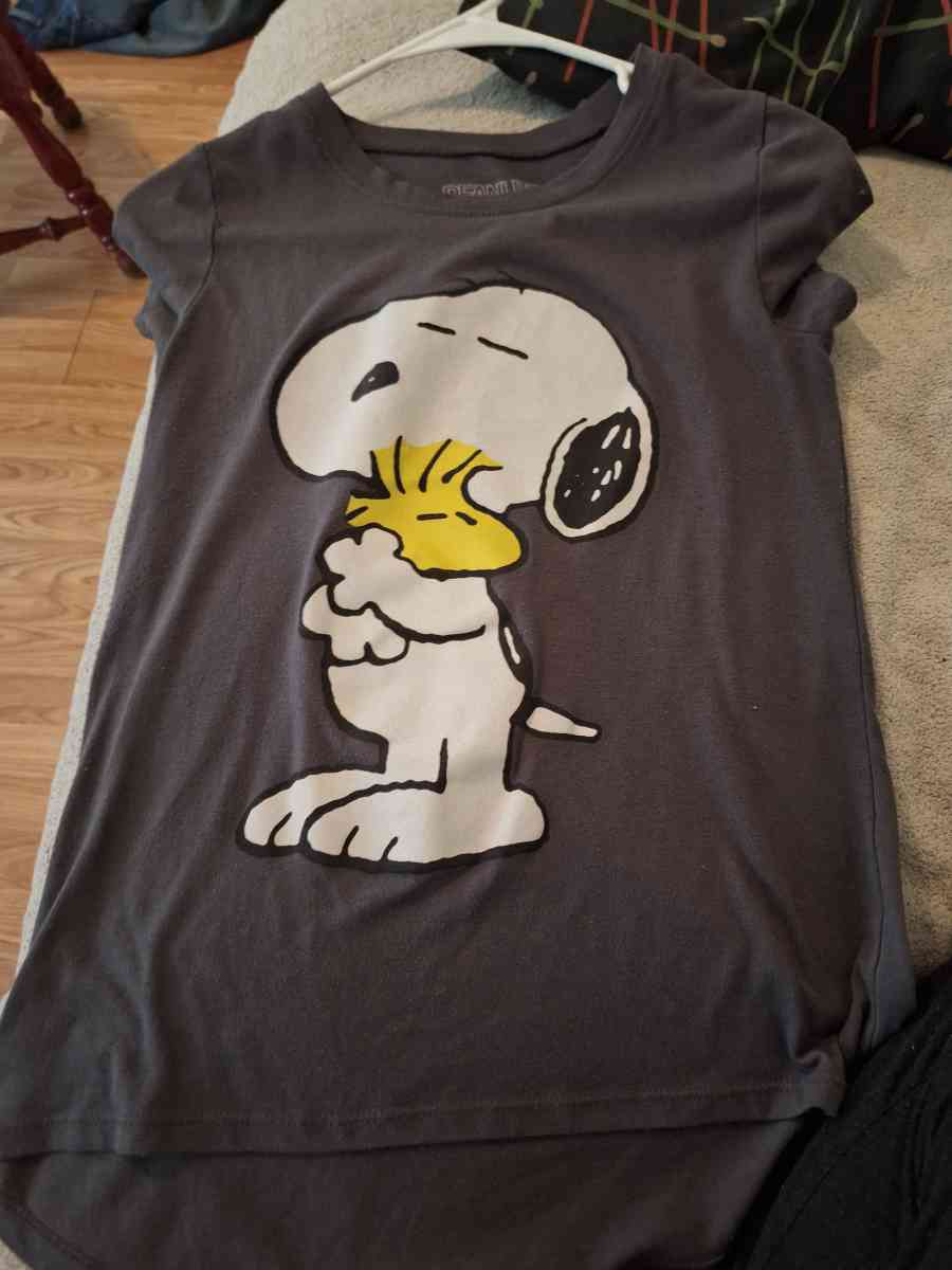 Peanuts Snoopy Tshirt  XS - Mocksville, North Carolina