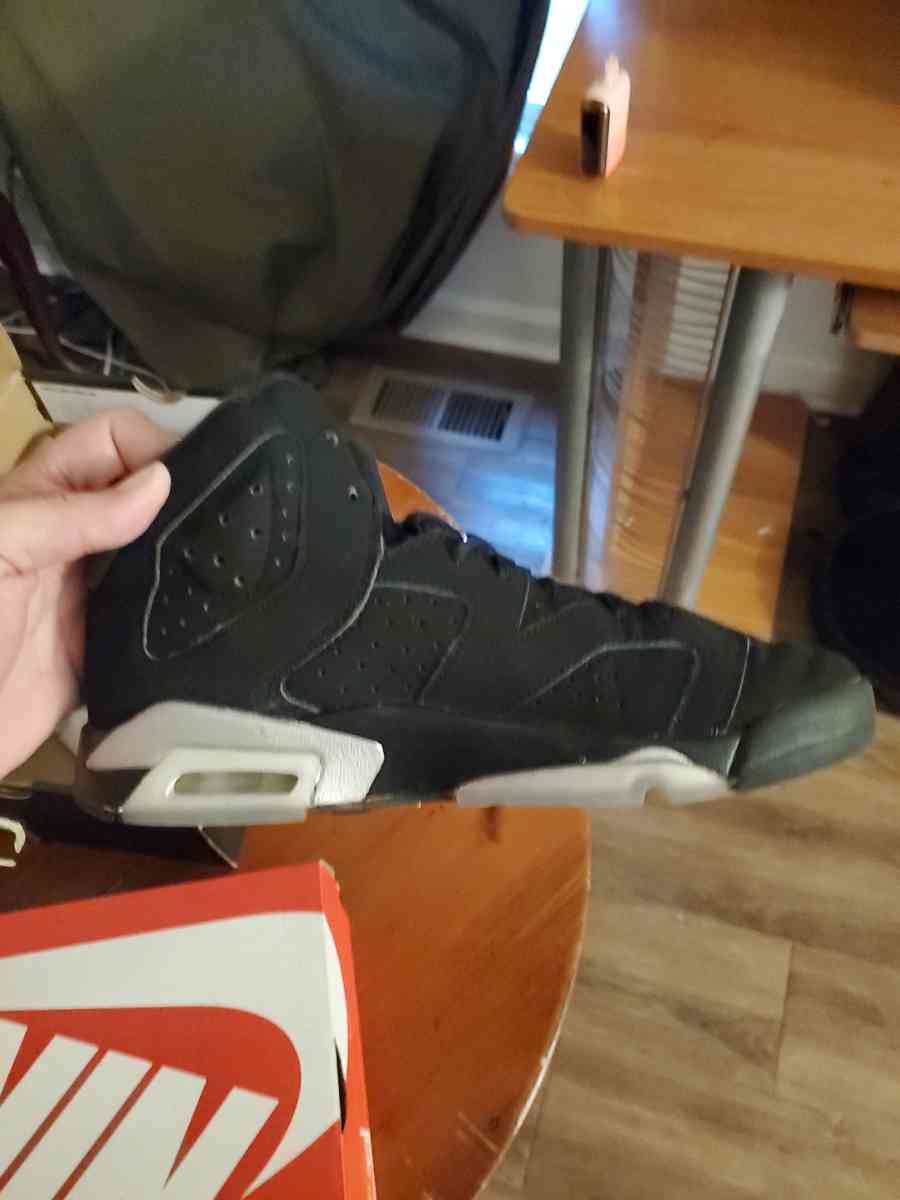 boys shoes - Murfreesboro, Tennessee - FleaMarketBay