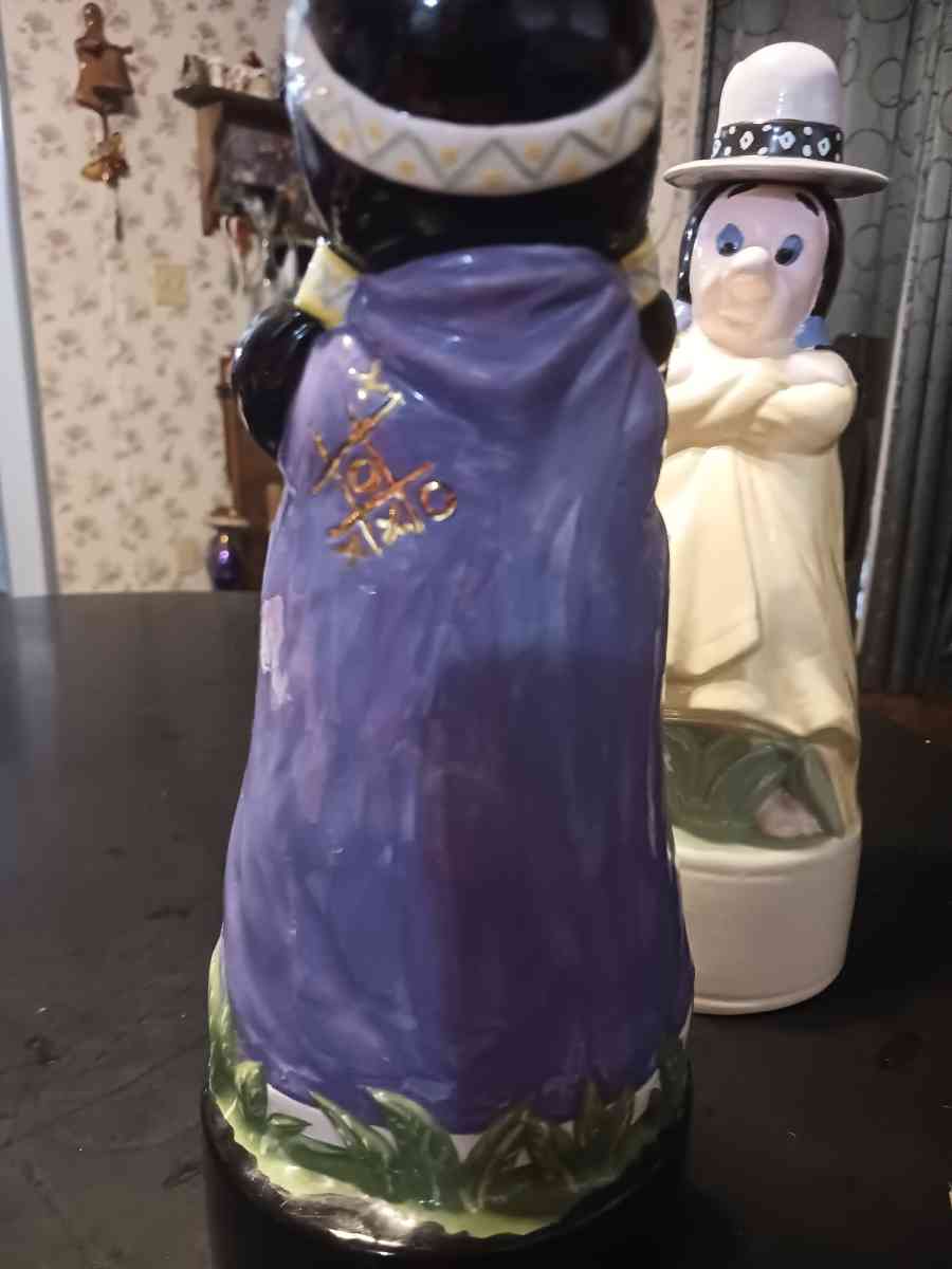 female and male Indian fire water decanters - Lizella, Georgia - FleaMarketBay