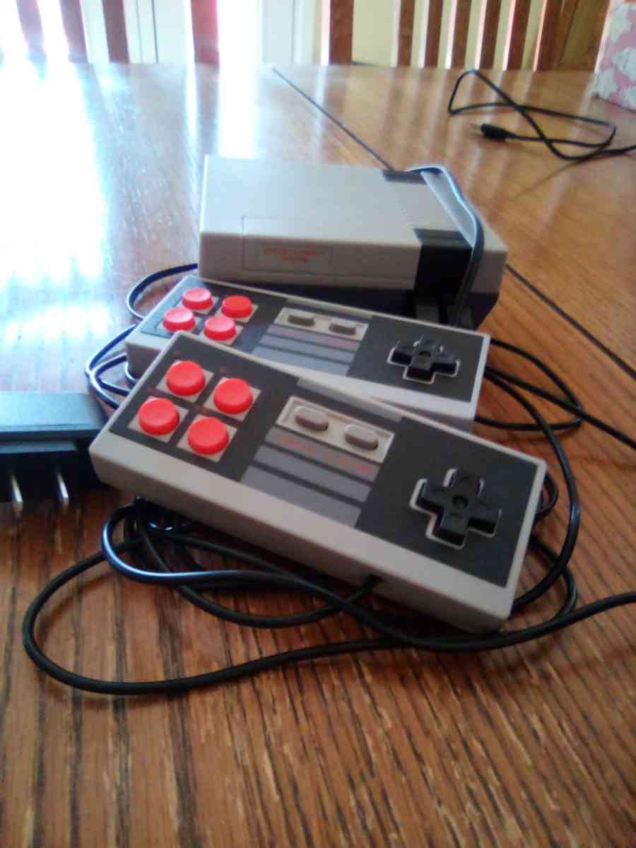 little Nintendo with 620 games on it