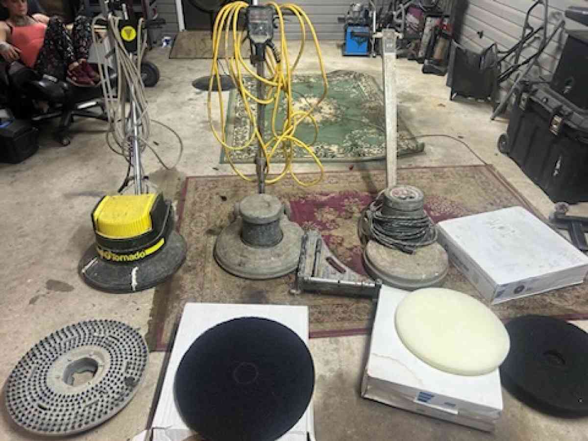floor buffer and acruber - Arkansas City, Arkansas