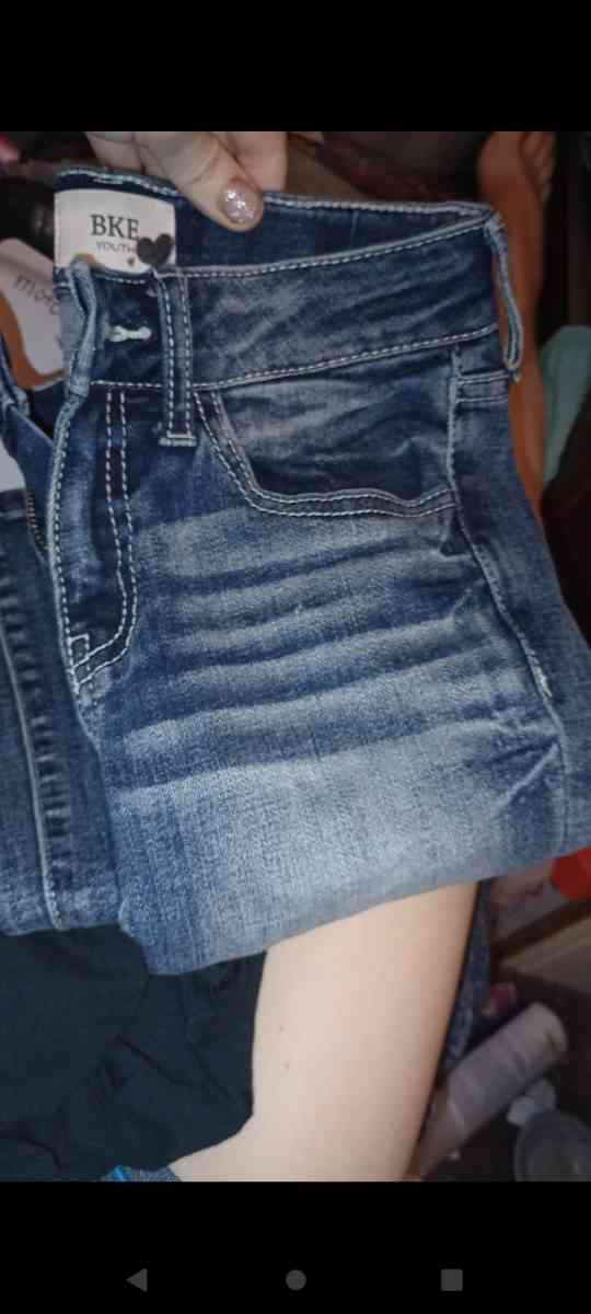 WOMENS pants and shorts - Abington, Pennsylvania - FleaMarketBay