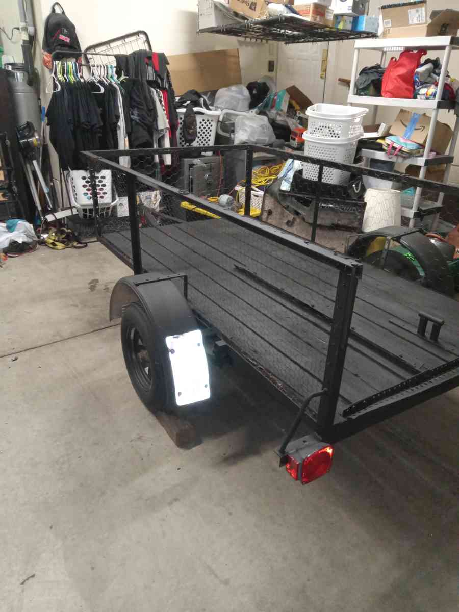 trailer 8 and half feet by 4 and half feet - Prescott, Arizona - FleaMarketBay