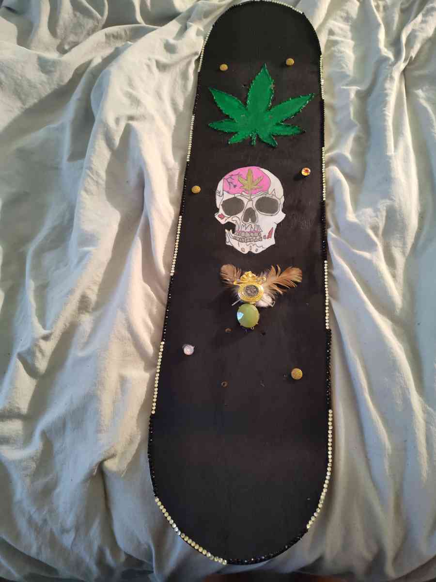weed skateboard - Austin, Texas