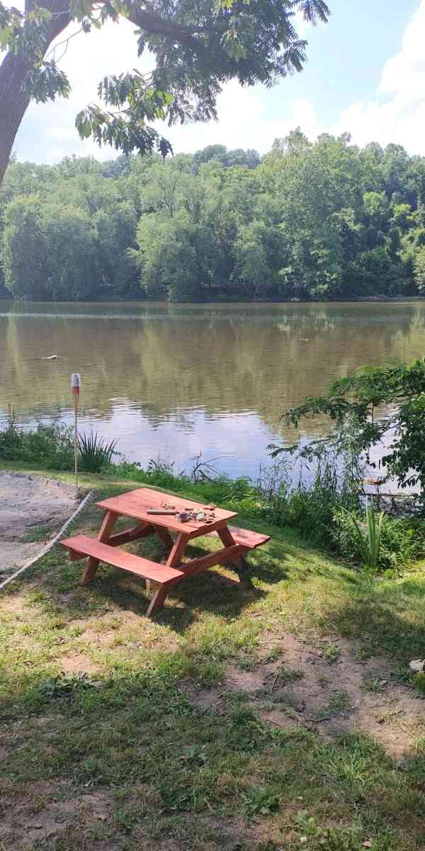 child size picnic tables - Mc Veytown, Pennsylvania