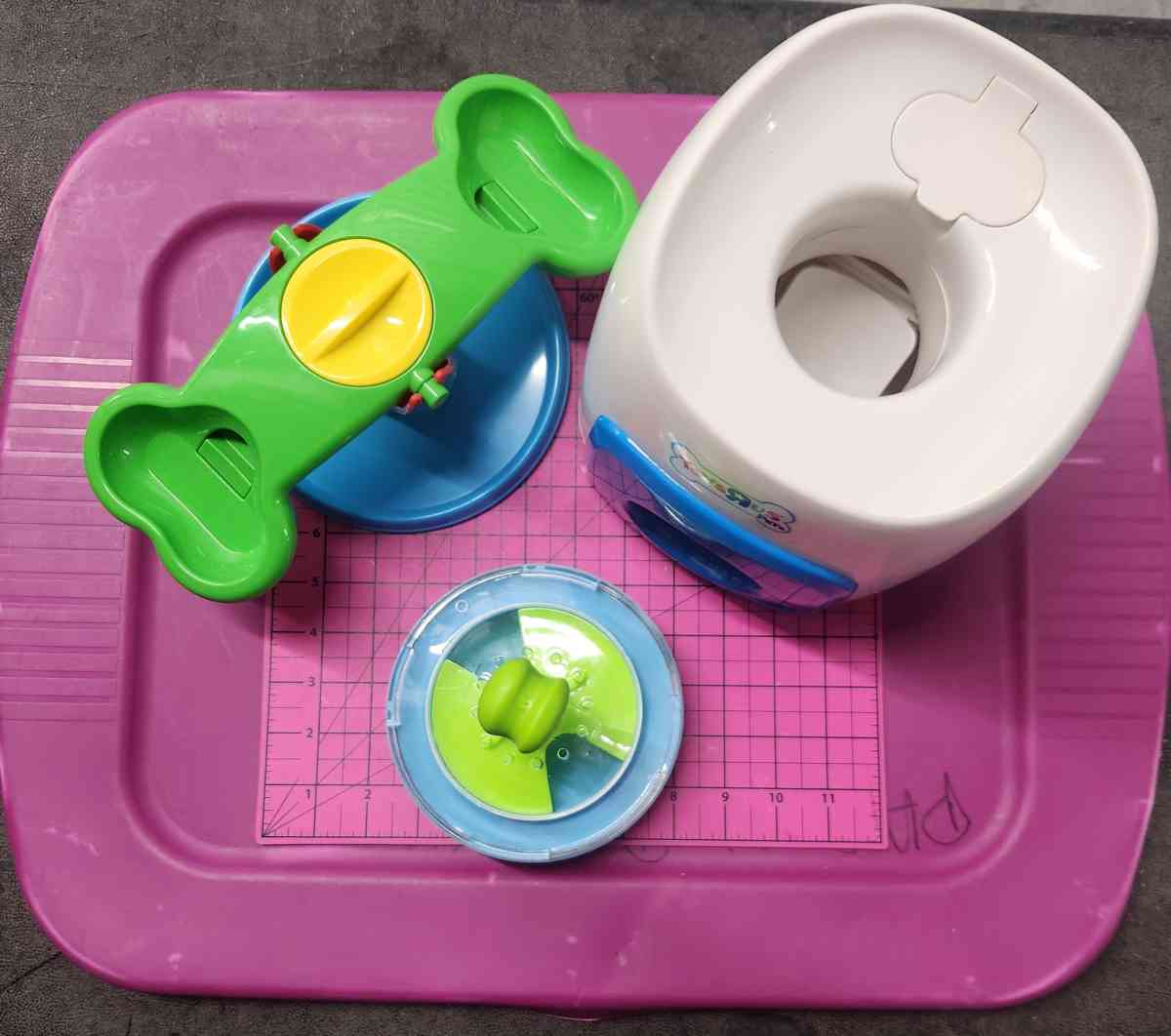 Dog Treat Intelligence Toys Lot of 3 - Kenner, Louisiana - FleaMarketBay