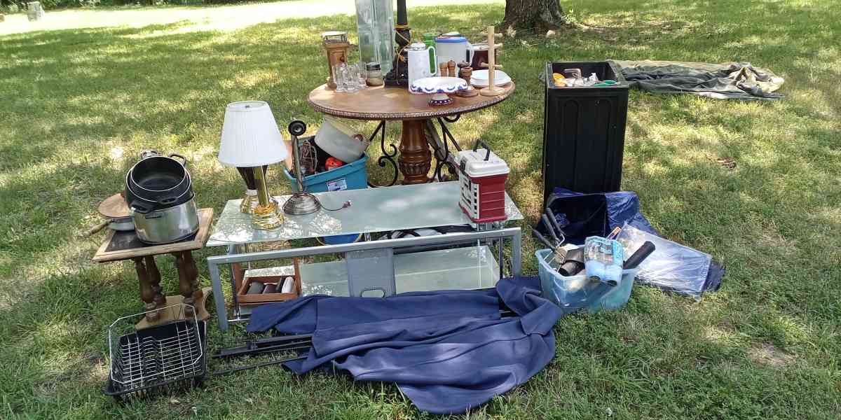 little bit of everything - Webb City, Missouri - FleaMarketBay