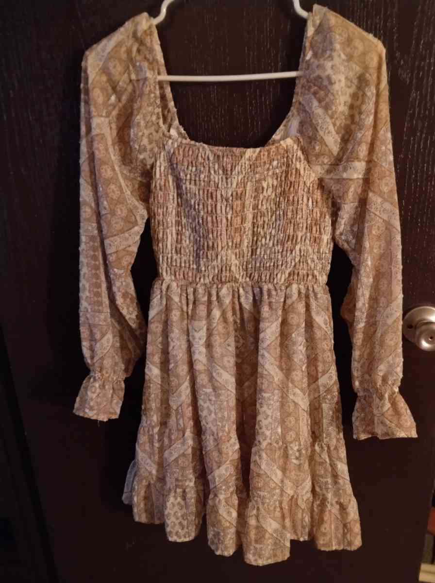 cute summer dresses - Fayette, Ohio - FleaMarketBay
