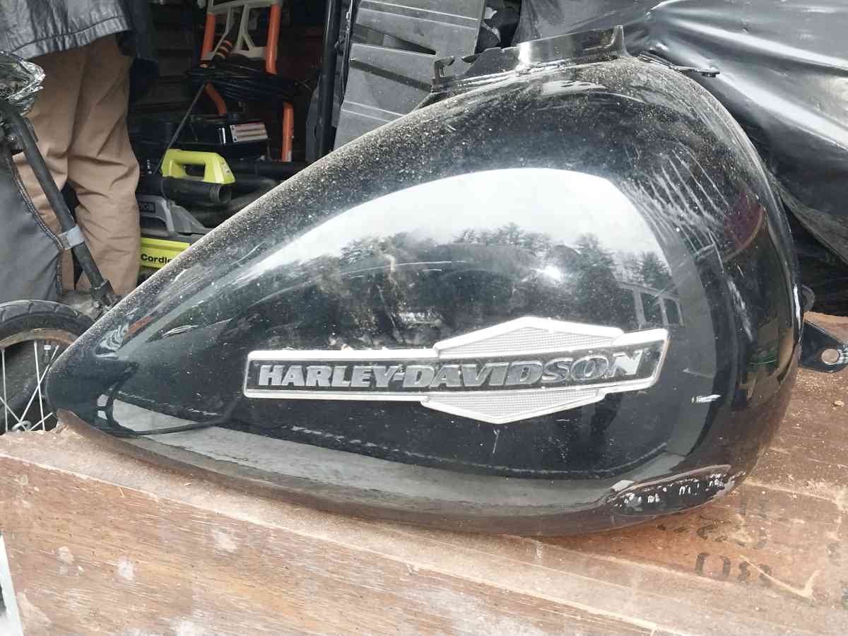 Harley Davidson Gas Tank - Manchester, New Hampshire - FleaMarketBay